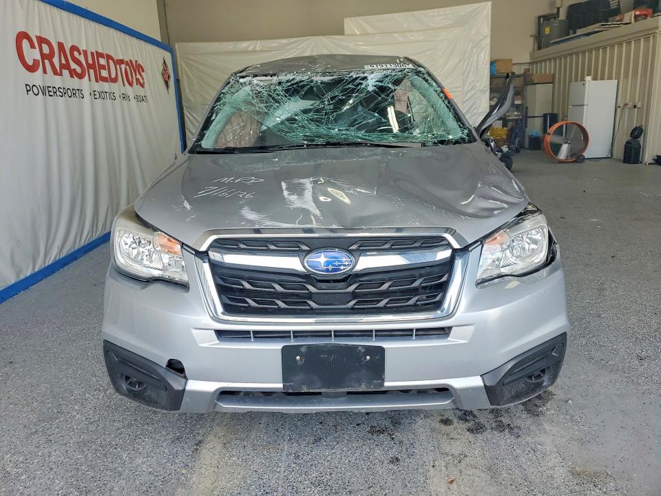 Продажа на аукционе авто 2017 Subaru Forester, vin: JF2SJAAC3HH453838, номер лота: 61911306