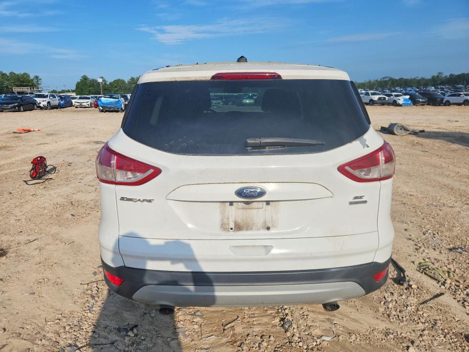 61059256 :رقم المزاد ، 1FMCU9GX3FUB96991 vin ، 2015 Ford Escape مزاد بيع
