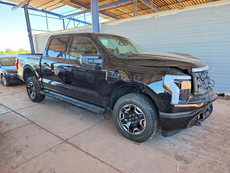 63289786 :رقم المزاد ، 1FTVW1EL8NWG14926 vin ، 2022 Ford F150 مزاد بيع