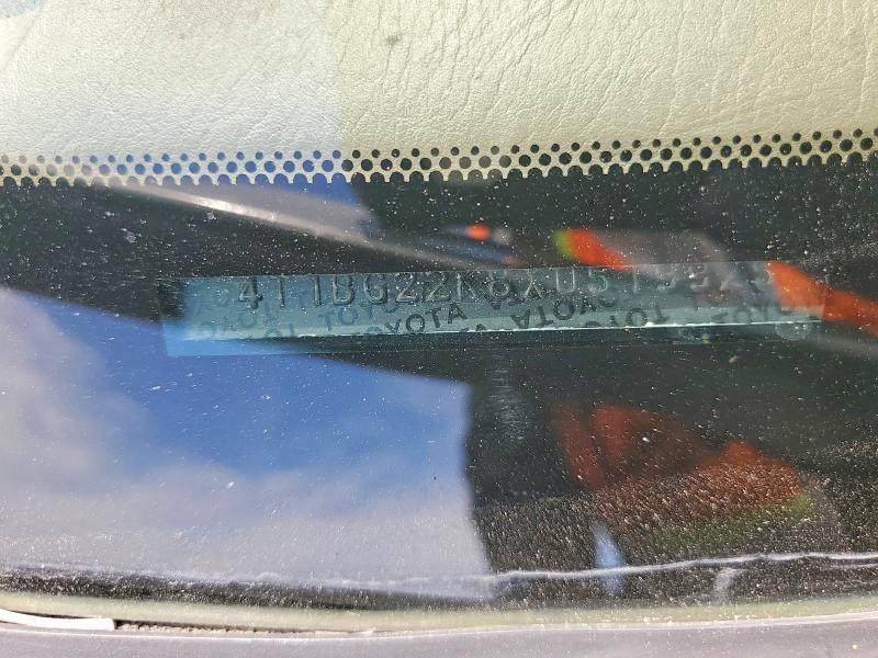 61663006 :رقم المزاد ، 4T1BG22K8XU519925 vin ، 1999 Toyota Camry مزاد بيع
