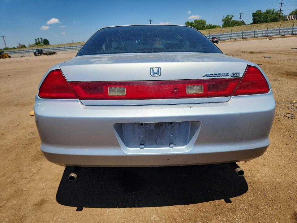 1998 Honda Accord მანქანა იყიდება აუქციონზე, vin: 1HGCG2247WA013675, აუქციონის ნომერი: 58989016