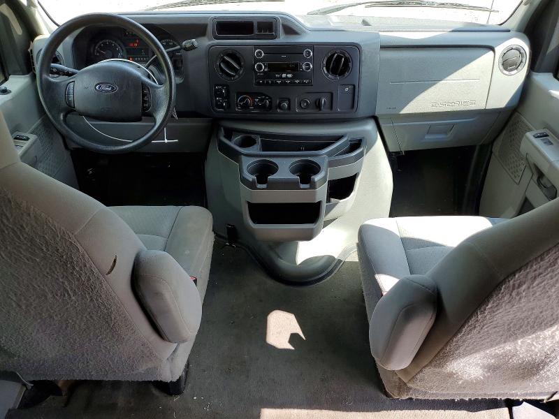 63136586 :رقم المزاد ، 1FBSS31LX9DA80494 vin ، 2009 Ford Econoline مزاد بيع
