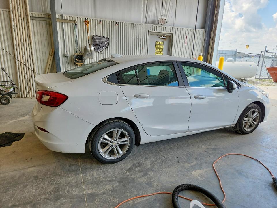 Aukcja sprzedaży 2018 Chevrolet Cruze, vin: 1G1BE5SM6J7106137, numer aukcji: 61209066