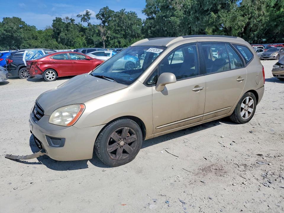 2007 Kia Rondo მანქანა იყიდება აუქციონზე, vin: KNAFG525277071131, აუქციონის ნომერი: 61282526