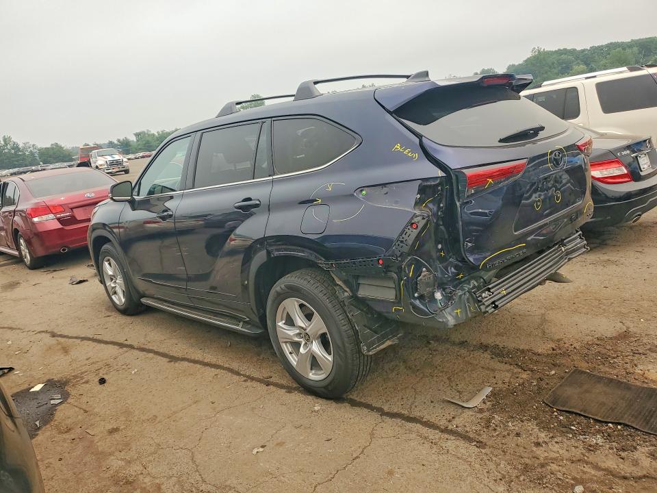Продаж на аукціоні авто 2022 Toyota Highlander, vin: 5TDBZRBH6NS220849, номер лоту: 60482826