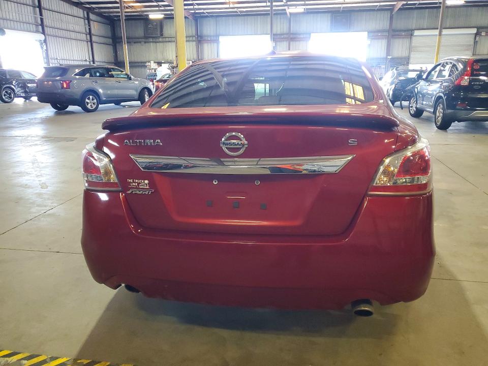 60739156 :رقم المزاد ، 1N4AL3AP0FC109502 vin ، 2015 Nissan Altima مزاد بيع