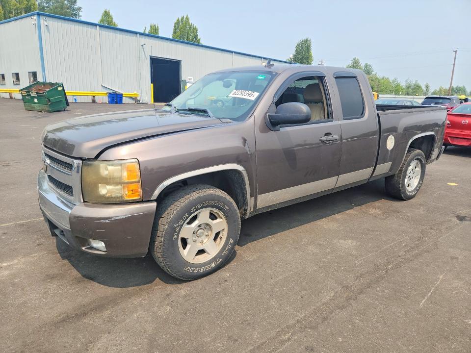Продажа на аукционе авто 2007 Chevrolet Silverado, vin: 1GCEK19077E567893, номер лота: 62295996