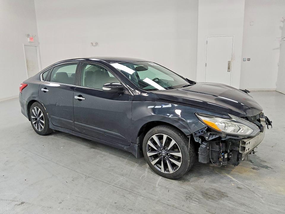Продаж на аукціоні авто 2017 Nissan Altima, vin: 1N4AL3AP8HC127863, номер лоту: 59199876