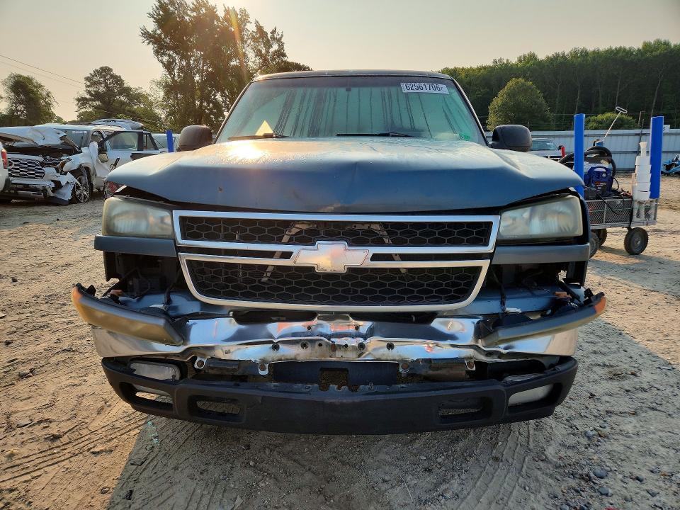 2006 Chevrolet Silverado მანქანა იყიდება აუქციონზე, vin: 1GCEC19V86Z223957, აუქციონის ნომერი: 62561706