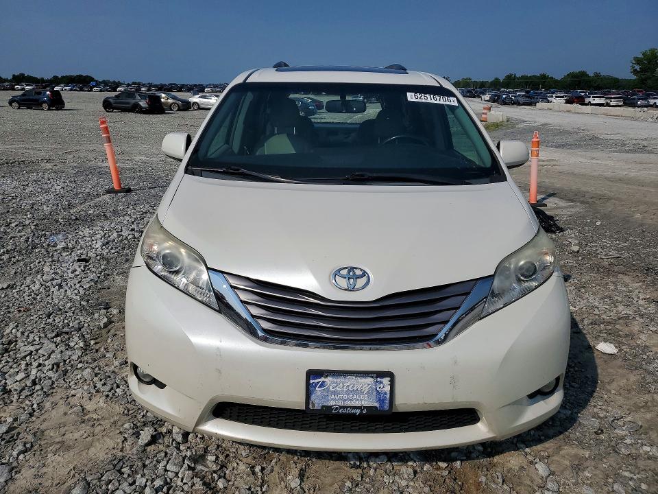 2015 Toyota Sienna მანქანა იყიდება აუქციონზე, vin: 5TDDK3DC5FS112896, აუქციონის ნომერი: 62516706