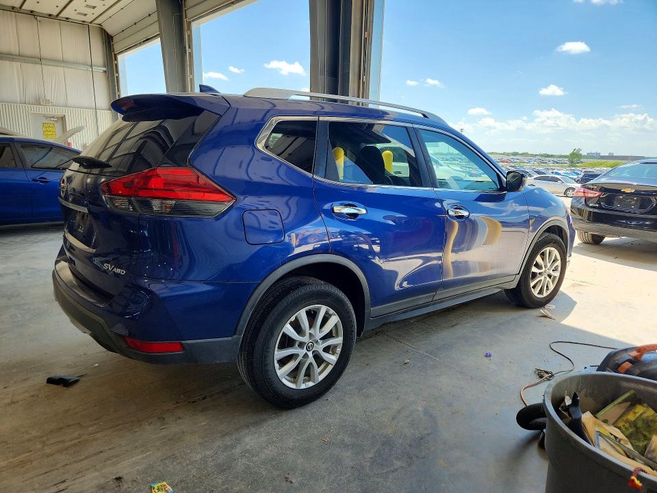 Продажа на аукционе авто 2017 Nissan Rogue, vin: KNMAT2MVXHP602307, номер лота: 59385716