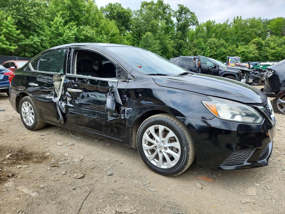 60453086 :رقم المزاد ، 3N1AB7AP4JL633479 vin ، 2018 Nissan Sentra مزاد بيع