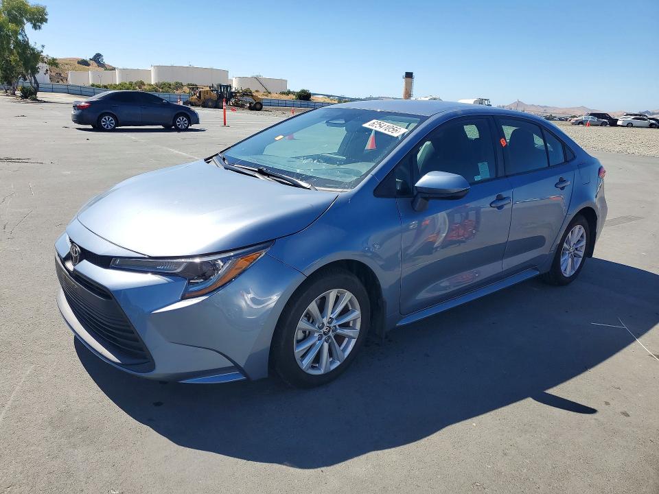 62541056 :رقم المزاد ، 5YFB4MDE3PP043886 vin ، 2023 Toyota Corolla مزاد بيع