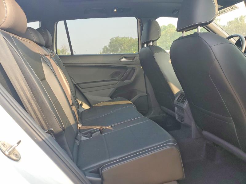 Продаж на аукціоні авто 2021 Volkswagen Tiguan, vin: 3VV2B7AX2MM117557, номер лоту: 61723836