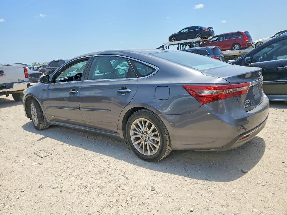 62352616 :رقم المزاد ، 4T1BD1EB9JU064198 vin ، 2018 Toyota Avalon Hybrid مزاد بيع
