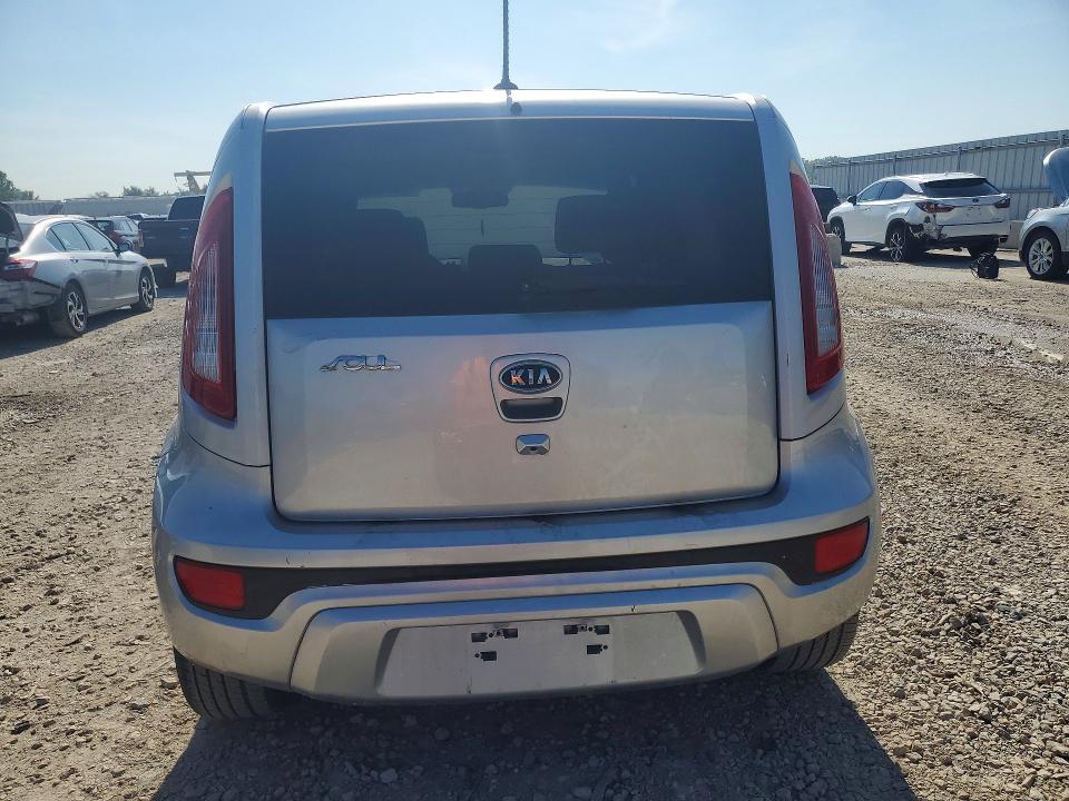 60047586 :رقم المزاد ، KNDJT2A69C7426551 vin ، 2012 Kia Soul مزاد بيع