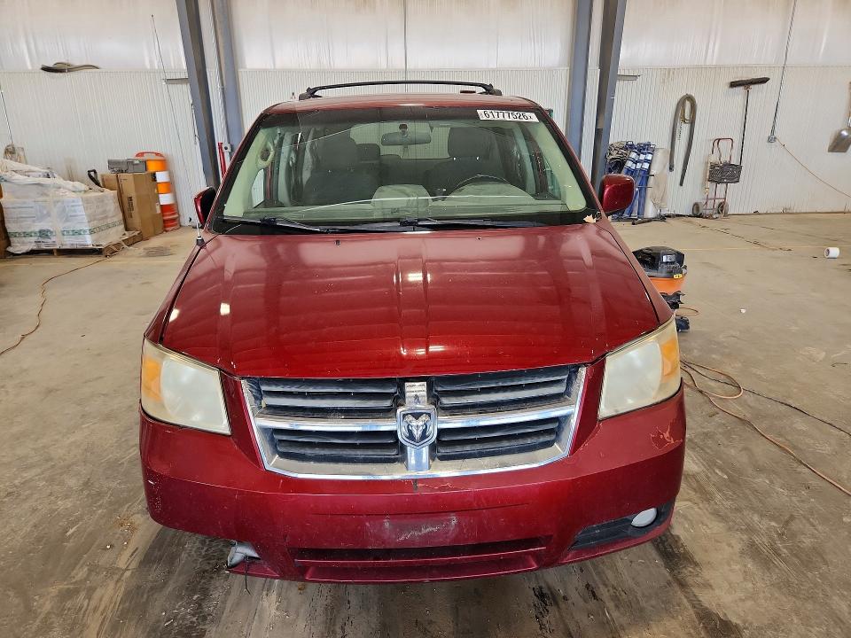 61777526 :رقم المزاد ، 2D4RN6DX0AR440068 vin ، 2010 Dodge Grand Caravan مزاد بيع