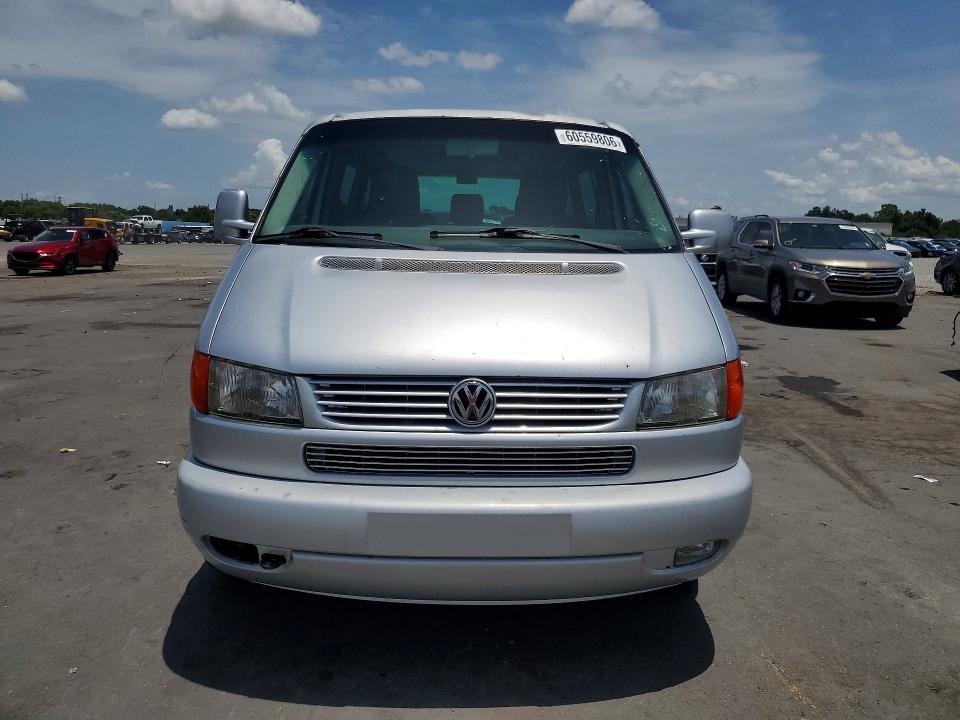 60559806 :رقم المزاد ، WV2MB47033H034157 vin ، 2003 Volkswagen Eurovan مزاد بيع
