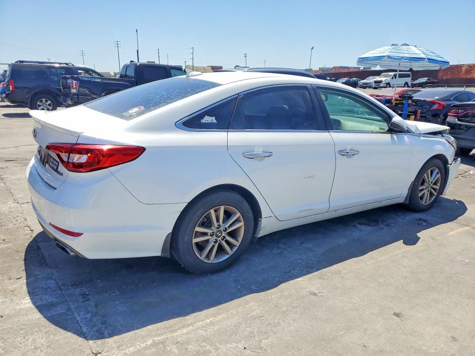 Продажа на аукционе авто 2015 Hyundai Sonata, vin: 5NPE24AA3FH130381, номер лота: 58587726