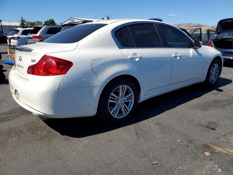 Продаж на аукціоні авто 2015 Infiniti Q40, vin: JN1CV6AP1FM503375, номер лоту: 61534476