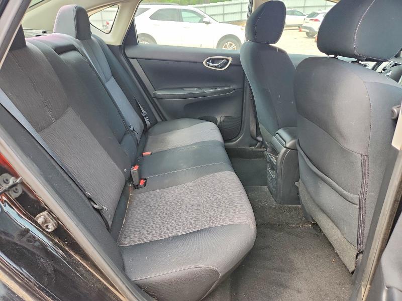 2015 Nissan Sentra მანქანა იყიდება აუქციონზე, vin: 3N1AB7APXFL691104, აუქციონის ნომერი: 62479236