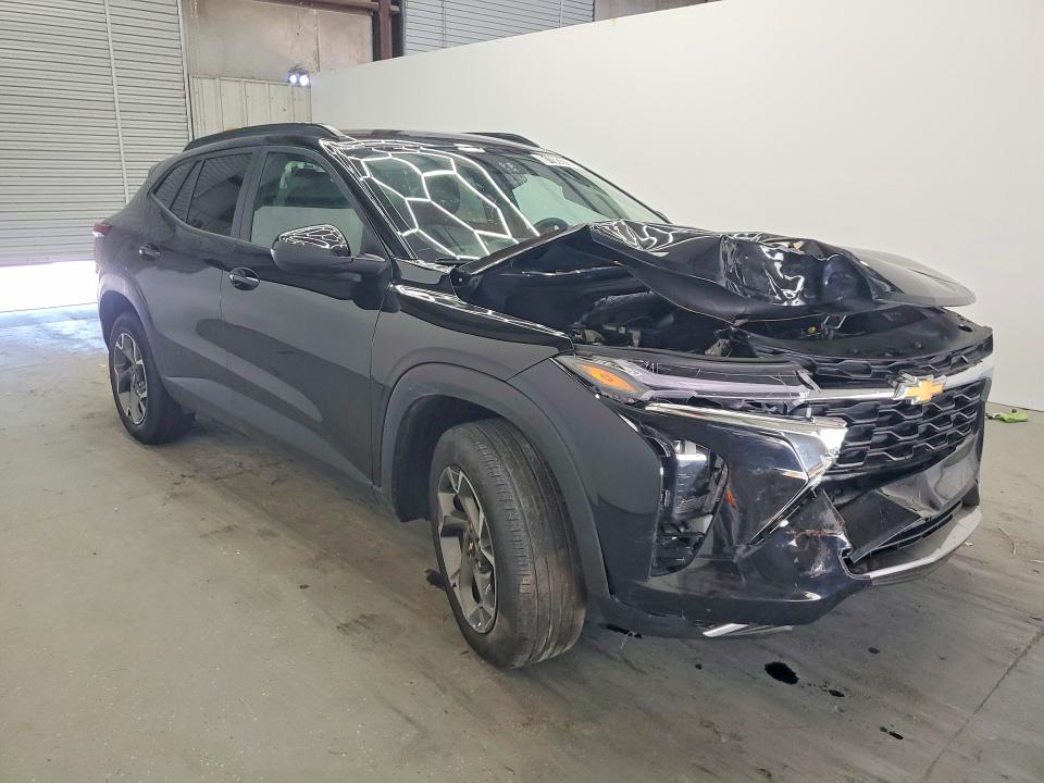 61883166 :رقم المزاد ، KL77LHEP8SC235500 vin ، 2025 Chevrolet Trax مزاد بيع