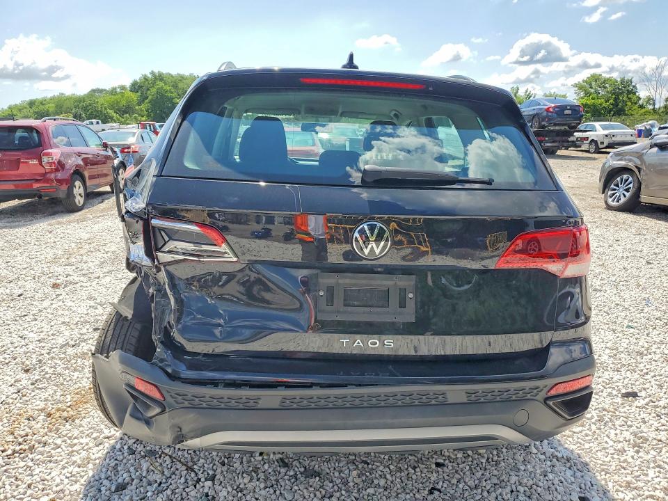 62790296 :رقم المزاد ، 3VVCX7B21NM007030 vin ، 2022 Volkswagen Taos مزاد بيع