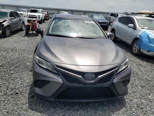 60998516 :رقم المزاد ، 4T1B11HK5KU698338 vin ، 2019 Toyota Camry مزاد بيع