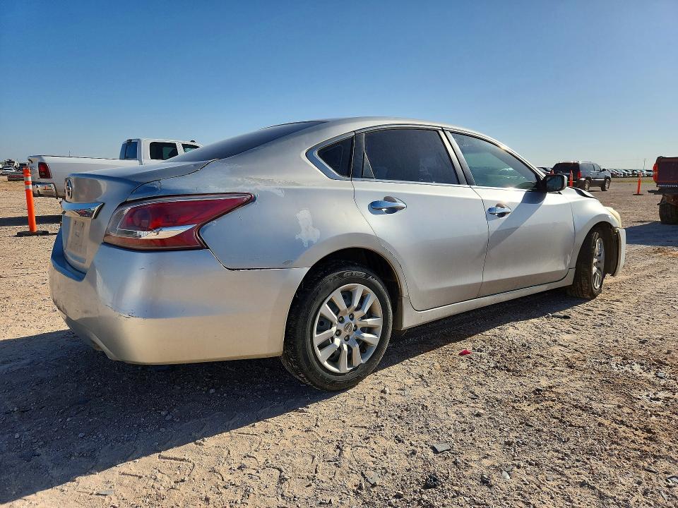 Aukcja sprzedaży 2015 Nissan Altima, vin: 1N4AL3AP2FN339708, numer aukcji: 62267876