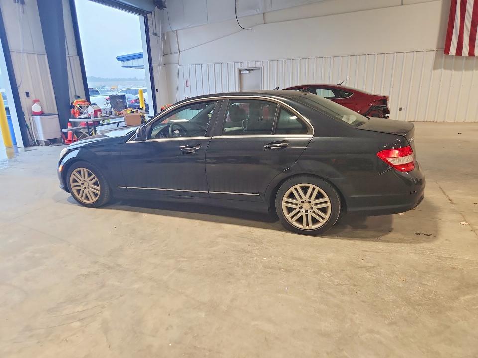 62389746 :رقم المزاد ، WDDGF81XX9F199419 vin ، 2009 Mercedes-benz C مزاد بيع