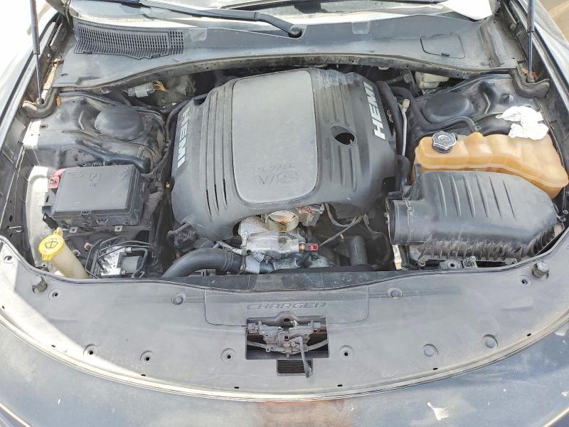 61684036 :رقم المزاد ، 2C3CDXCT5FH826402 vin ، 2015 Dodge Charger مزاد بيع