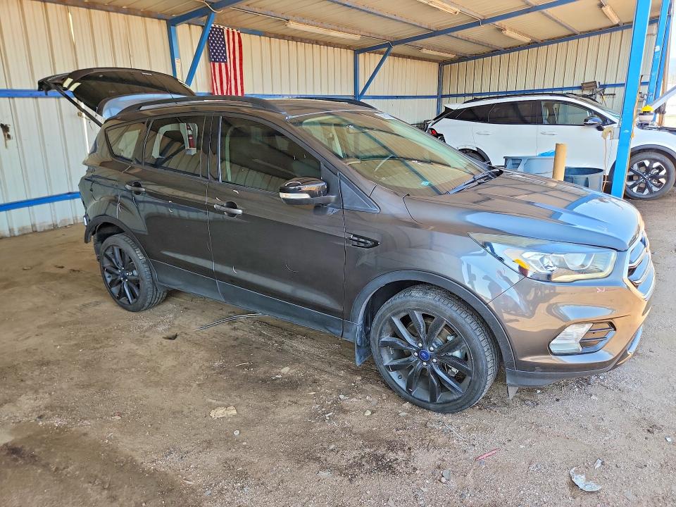 Auction sale of the 2017 Ford Escape, vin: 1FMCU9J92HUC42629, lot number: 62982876
