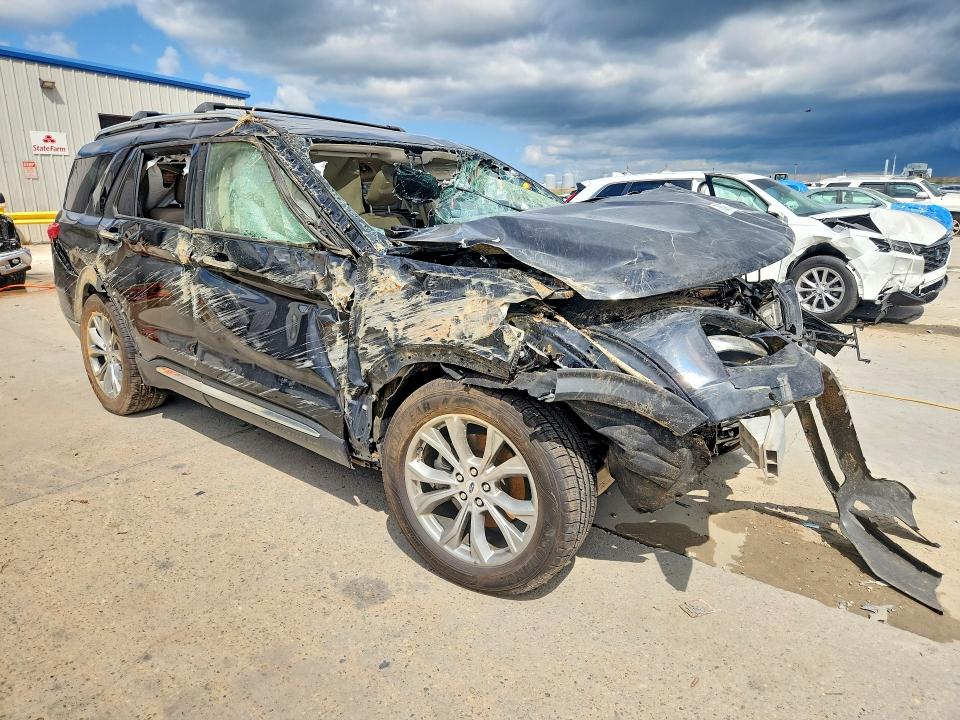 Продаж на аукціоні авто 2022 Ford Explorer, vin: 1FMSK7FH9NGA83785, номер лоту: 85979675