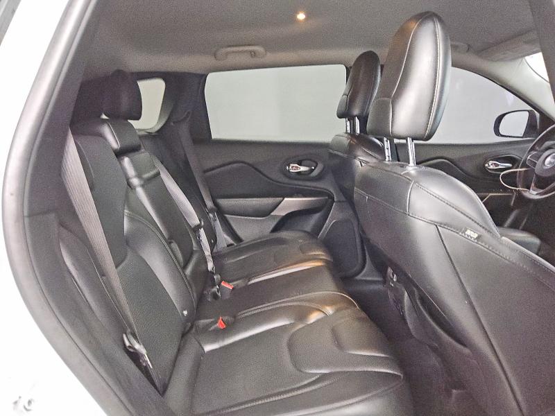 59024276 :رقم المزاد ، 1C4PJMDX1KD105054 vin ، 2019 Jeep Cherokee مزاد بيع