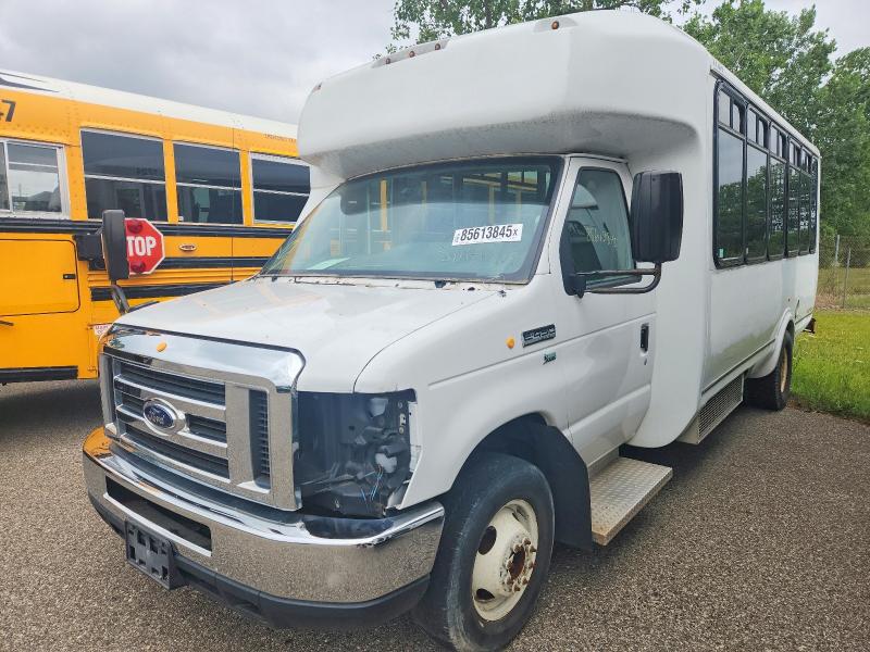 2018 Ford Econoline მანქანა იყიდება აუქციონზე, vin: 1FDEE4F66HDC39871, აუქციონის ნომერი: 85613845