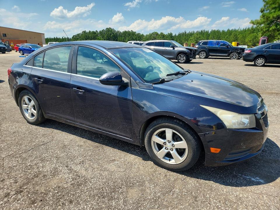 60636866 :رقم المزاد ، 1G1PC5SB6E7173756 vin ، 2014 Chevrolet Cruze مزاد بيع