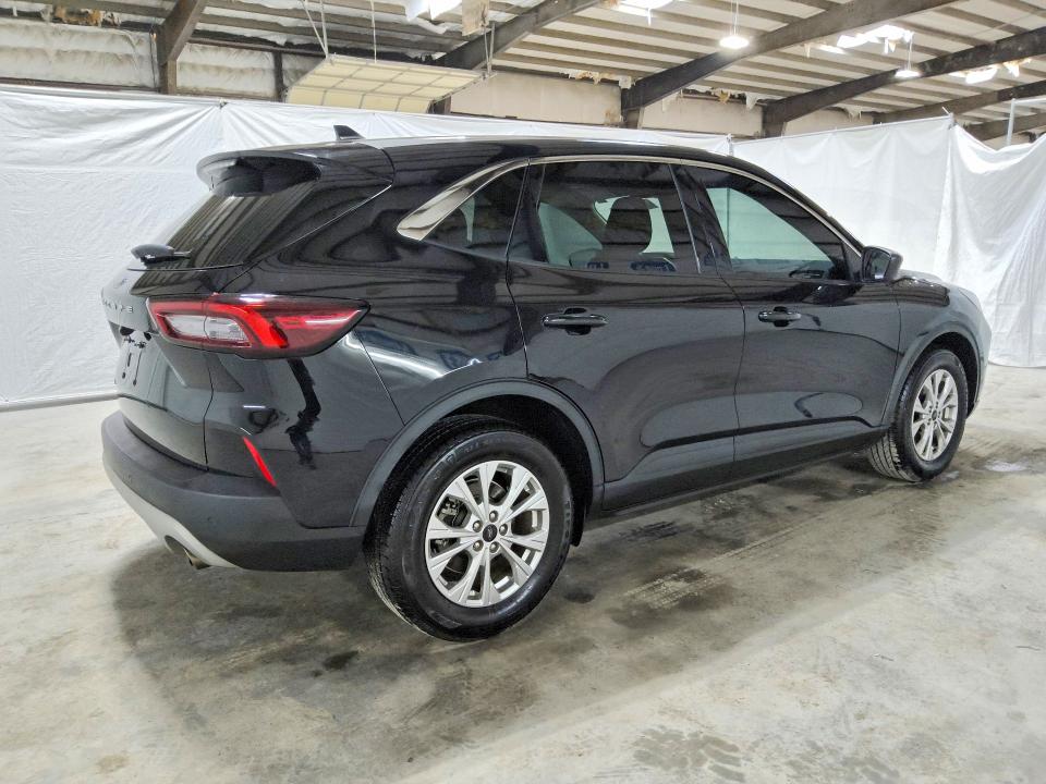 Продажа на аукционе авто 2023 Ford Escape, vin: 1FMCU0GN6PUA18696, номер лота: 62631146