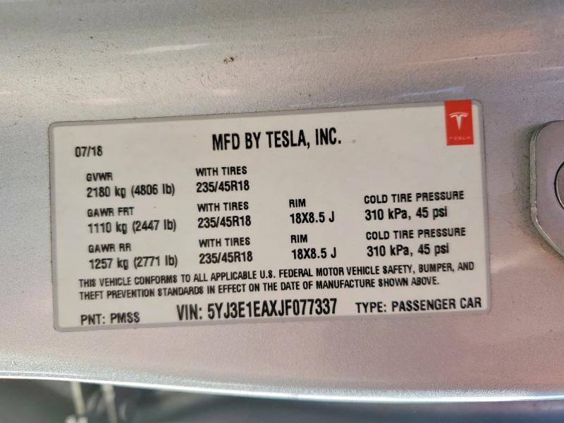 59234056 :رقم المزاد ، 5YJ3E1EAXJF077337 vin ، 2018 Tesla Model 3 مزاد بيع