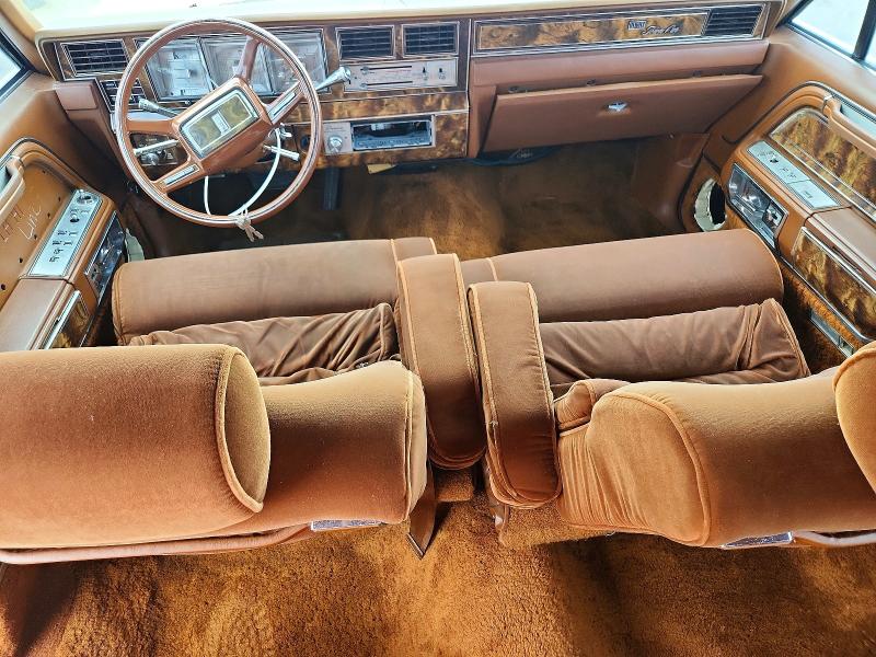 60298446 :رقم المزاد ، 1LNBP94F3BY612359 vin ، 1981 Lincoln Town Car مزاد بيع