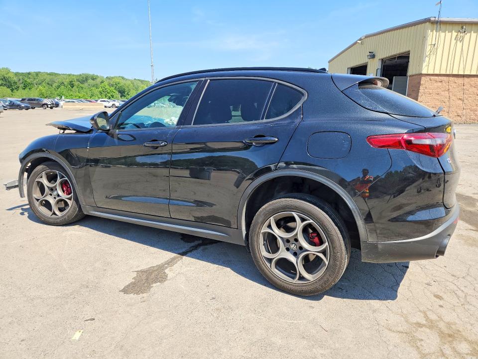 61481016 :رقم المزاد ، ZASPAKANXN7D24726 vin ، 2022 Alfa Romeo Stelvio مزاد بيع