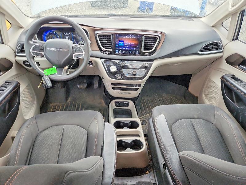 62902956 :رقم المزاد ، 2C4RC1DG3HR517628 vin ، 2017 Chrysler Pacifica مزاد بيع