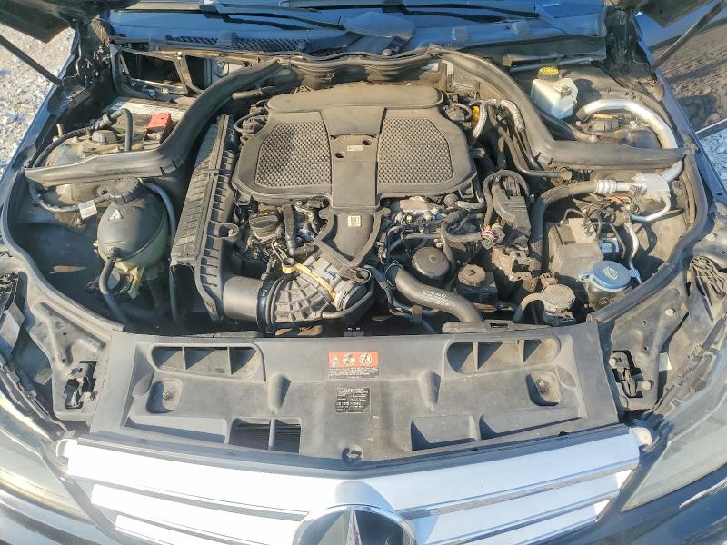 2013 Mercedes-benz C მანქანა იყიდება აუქციონზე, vin: WDDGF8AB3DG106926, აუქციონის ნომერი: 62843956