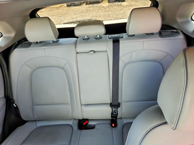 60925726 :رقم المزاد ، KM8K33AG3MU128756 vin ، 2021 Hyundai Kona مزاد بيع