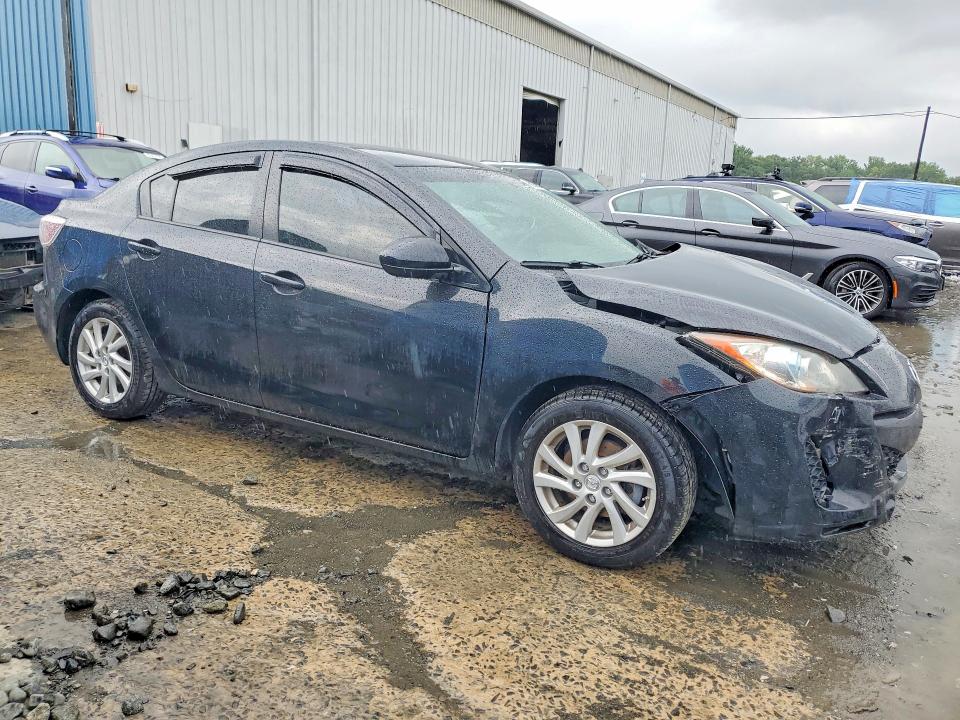 60370086 :رقم المزاد ، JM1BL1W88C1525907 vin ، 2012 Mazda 3 مزاد بيع