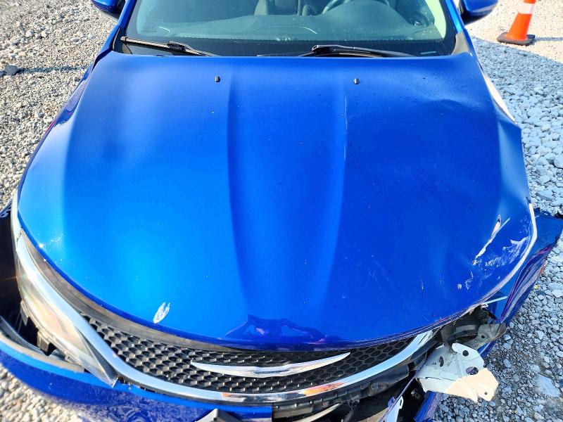 61602096 :رقم المزاد ، 1C3CCCAB6FN536960 vin ، 2015 Chrysler 200 مزاد بيع