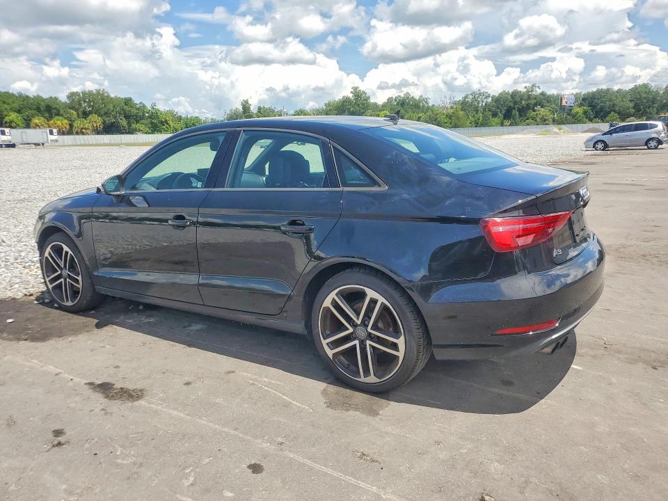 59390326 :رقم المزاد ، WAUAUGFF6J1006830 vin ، 2018 Audi A3 مزاد بيع