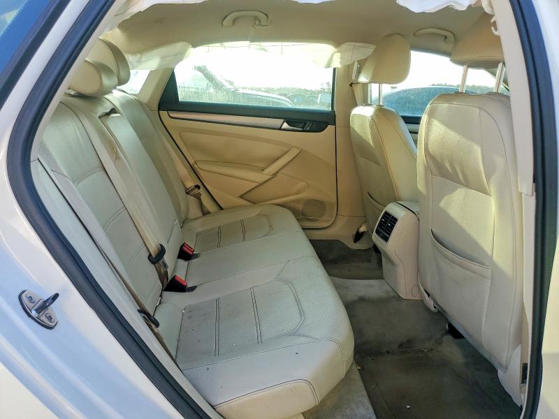 2014 Volkswagen Passat მანქანა იყიდება აუქციონზე, vin: 1VWBS7A37EC116657, აუქციონის ნომერი: 62838236