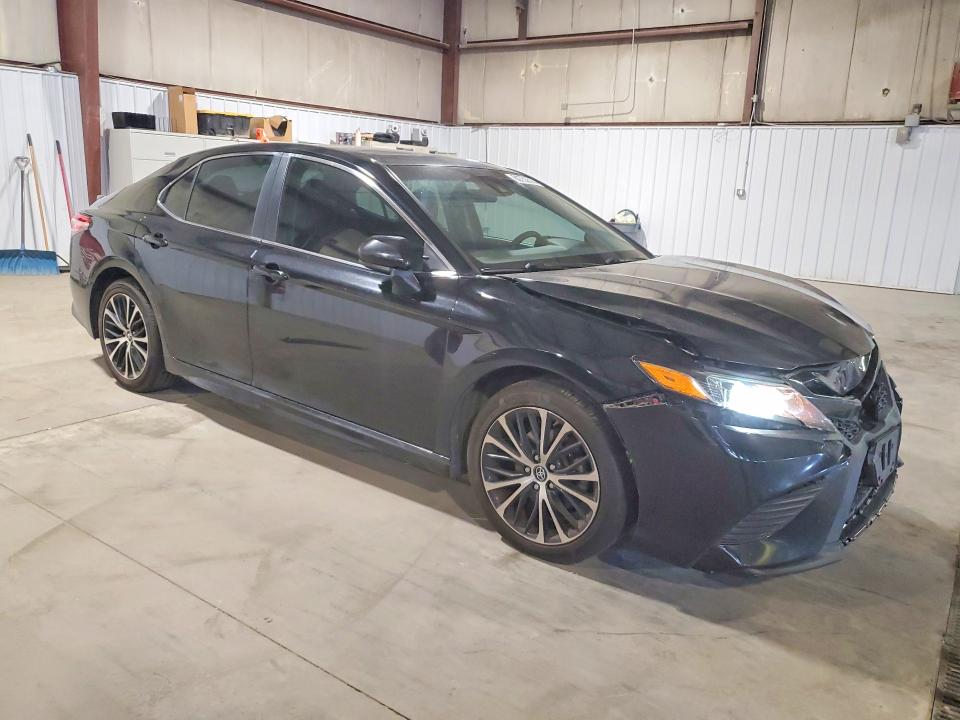 Продаж на аукціоні авто 2018 Toyota Camry, vin: 4T1B11HK4JU675048, номер лоту: 60753516