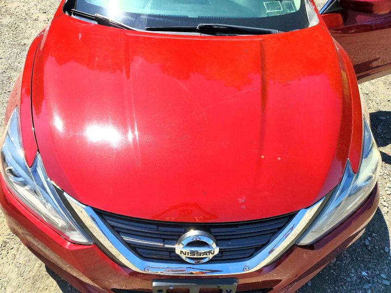 Продаж на аукціоні авто 2018 Nissan Altima, vin: 1N4AL3APXJC295557, номер лоту: 61555036