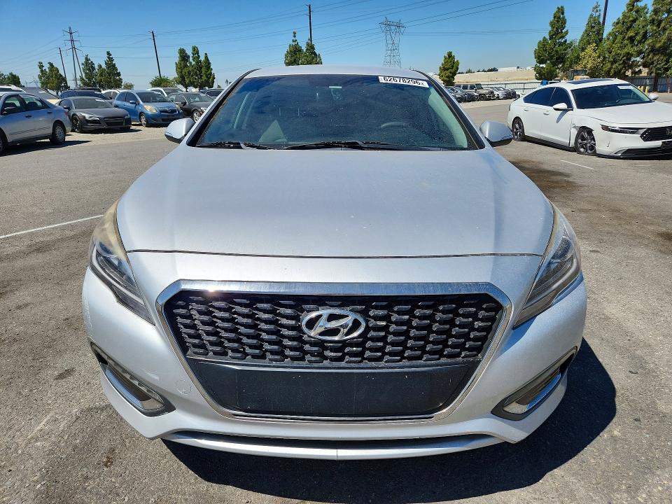 2016 Hyundai Sonata Hybrid მანქანა იყიდება აუქციონზე, vin: KMHE24L14GA040352, აუქციონის ნომერი: 62678296